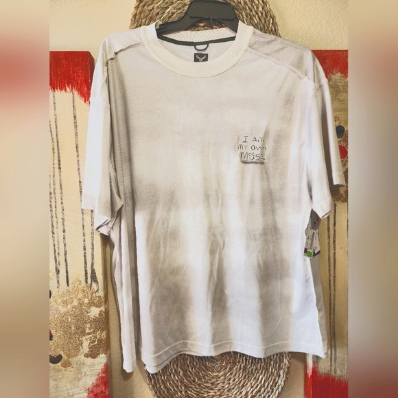 Cross Eyed Moose Oversized Graphic Performance Tee - Picture 1 of 3
